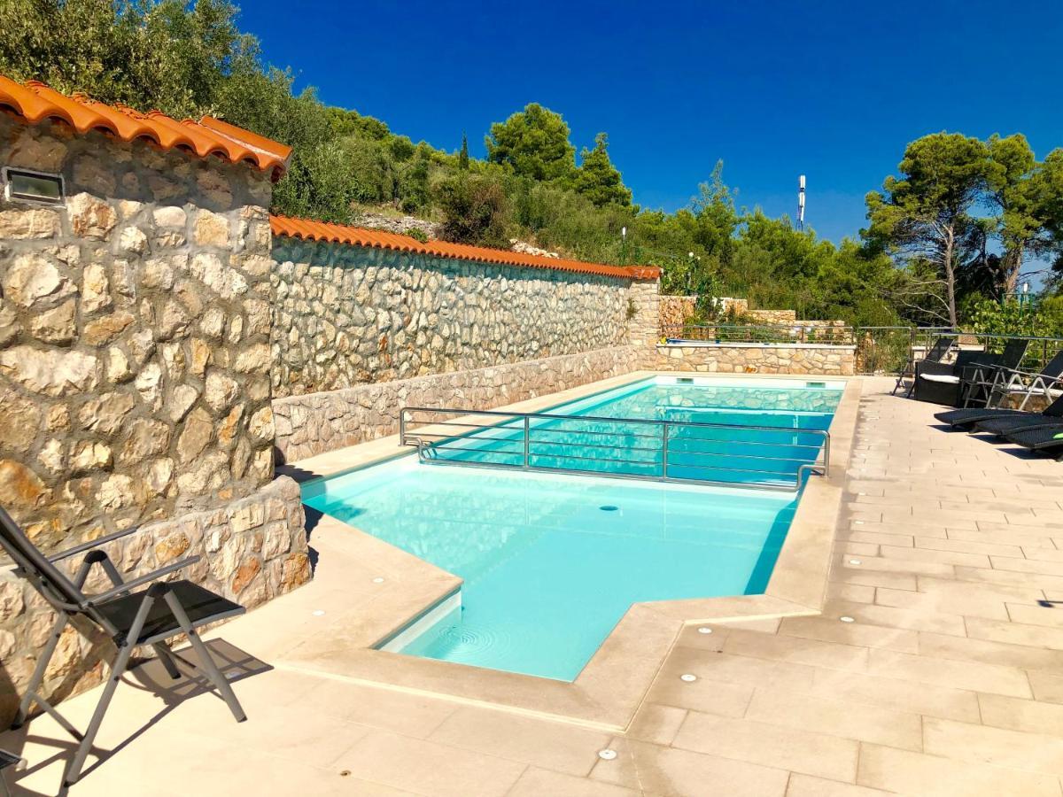 Villa Dinastija 칼리 외부 사진